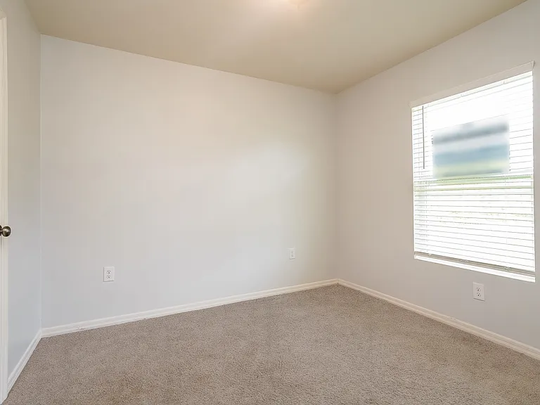 27329 Senator Dr — Photo 23
