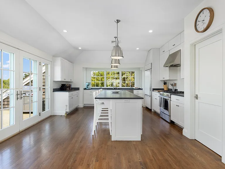 21 Ocean Heights Rd — Photo 13