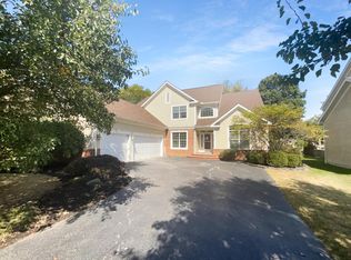 1068 Rutherglen Dr, Columbus, OH 43235