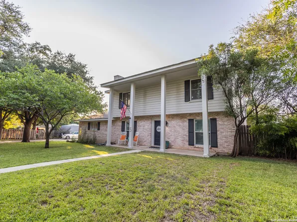 5 Buena Vista Circle, Uvalde, TX 78801