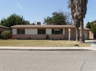 200 W Montrose Ave, Hemet, CA 92543