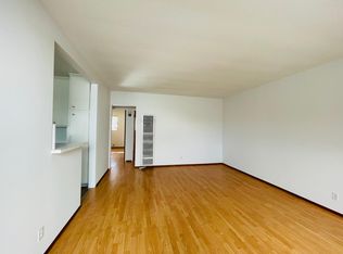 4020 W 137th St APT C, Hawthorne, CA 90250