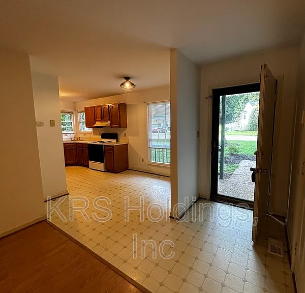 3320 Pinecrest Cir — Photo 5
