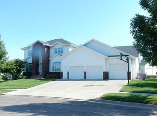 3226 Impala Ln, Bismarck, ND 58503