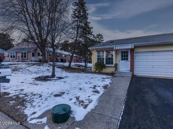 30A Lexington Drive #A, Whiting, NJ 08759