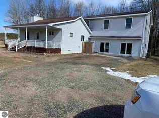 11881 E 12 Rd, Manton, MI 49663