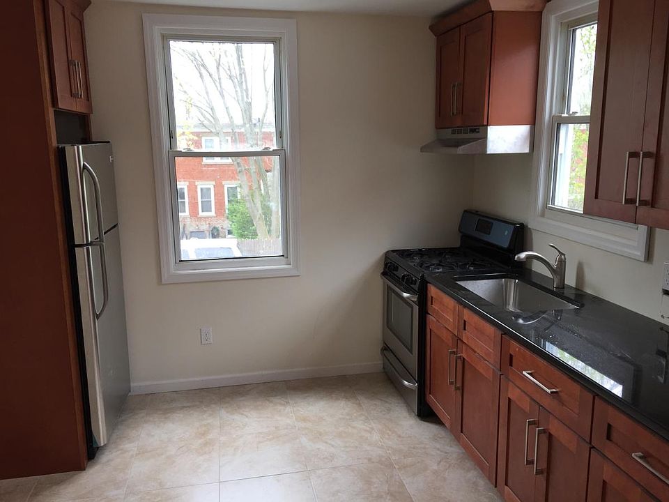 1st image of 38 Washington St #2