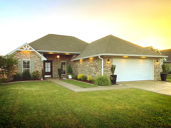1212 Addison Ln, Brandon, MS 39042