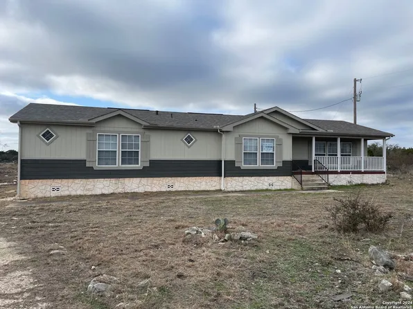 1731 ROCKY RIDGE ROAD, Uvalde, TX 78801