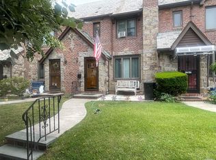 7705 82nd St, Ridgewood, NY 11385