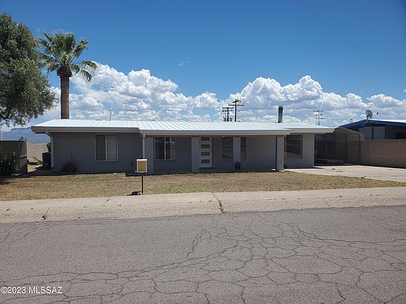 2nd image of 116 N Park Pl