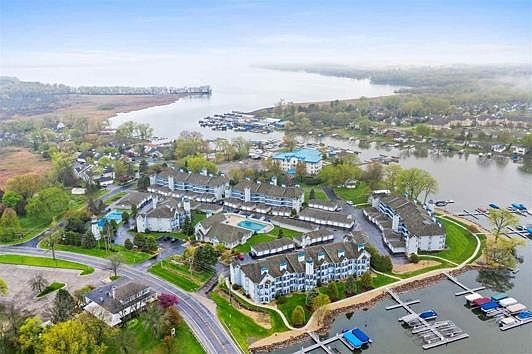 1st image of 5383 Mariners Cove Dr Unit 406