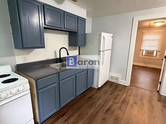 3rd image of 709 Ann St #1
