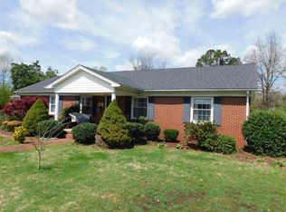 402 W 13th St, Benton, KY 42025