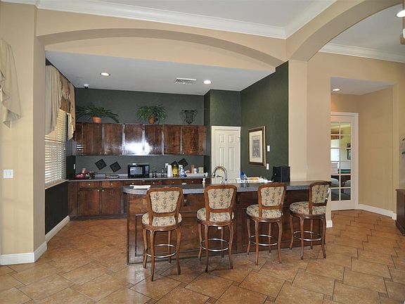 5th image of 510 Florida Club Blvd APT 101