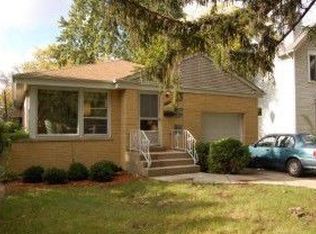 5724 N New Hampshire Ave, Chicago, IL 60631