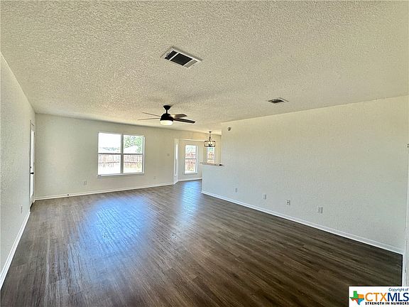 4th image of 3611 John Haedge Dr