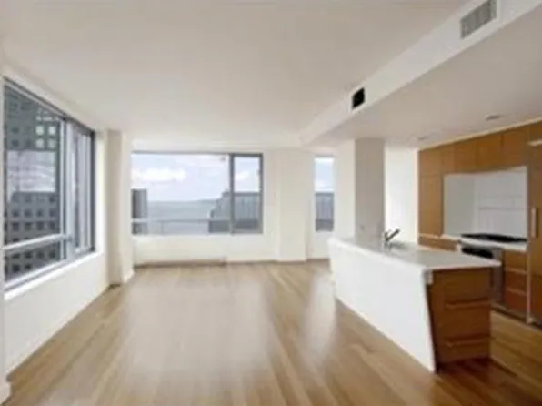 12 River Ter #26B, New York, NY 10282