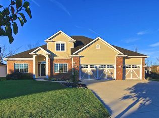 1910 Balboa Ct, Fort Wayne, IN 46814