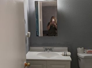 18262 Larkspur Rd, Adelanto, CA 92301