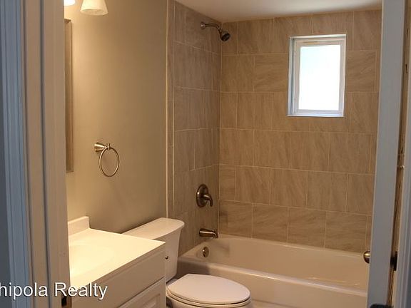 3rd image of 4393 Florence Dr