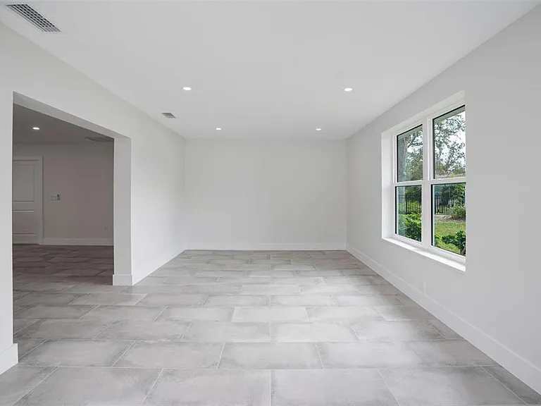 5528 Briarcliff Dr — Photo 12