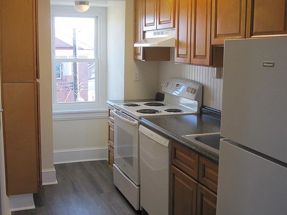 2nd image of 312 Gay St APT 3