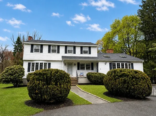 307 Glen Rd, Weston, MA 02493