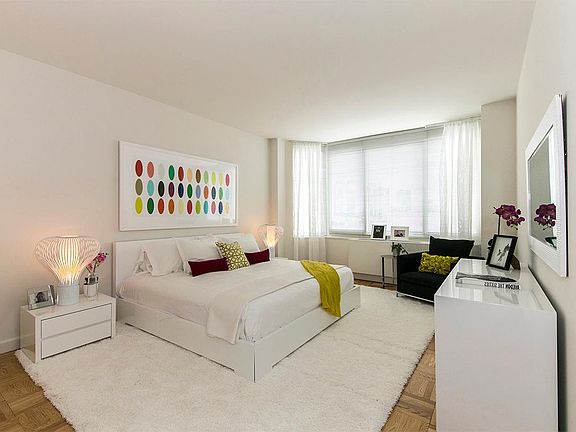3rd image of 1775 York Ave APT 4F