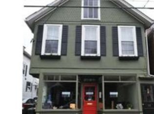 17 Seminary Ave, Hopewell, NJ 08525