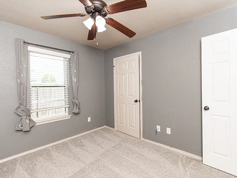 3200 Alamocitos Creek Dr — Photo 13