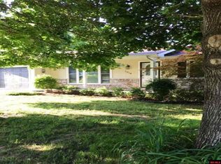 1318 Hallmark Cir, Mountain Home, AR 72653