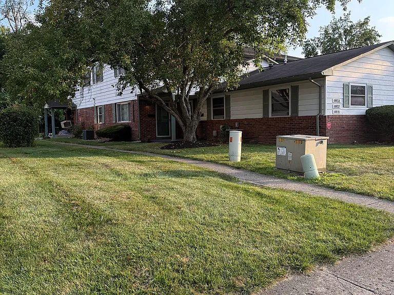 10027 Penrith Dr — Photo 1