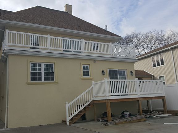 4th image of 3125 Buell St