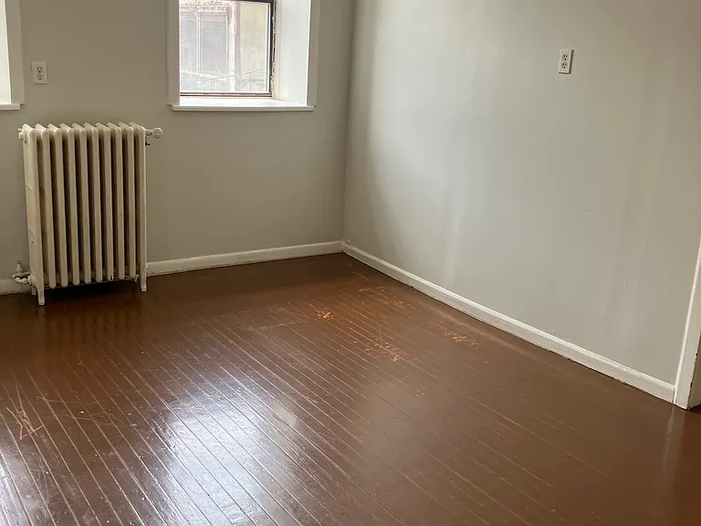 232 Main St — Photo 5