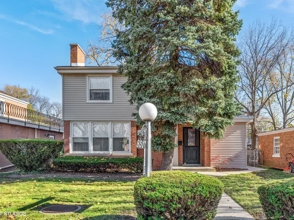 8517 N Crawford Ave, Skokie, IL 60076