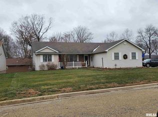 200 Lexington Dr, East Peoria, IL 61611
