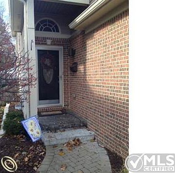 3rd image of 369 Boschma St