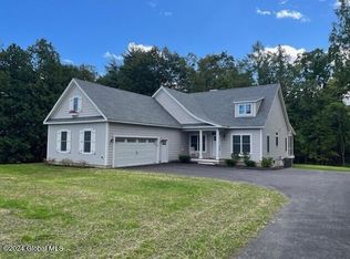 2376 Rosendale Rd, Schenectady, NY 12309