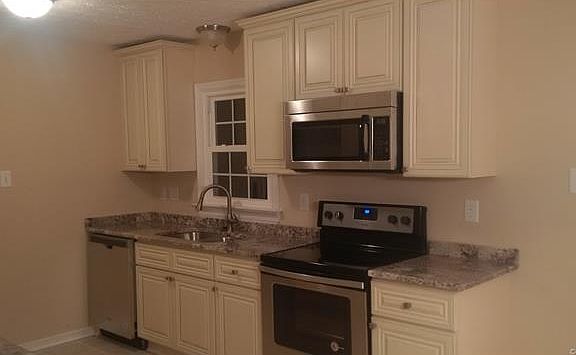 3rd image of 127 Seven Pines Ave