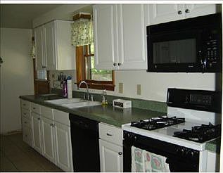 1st image of 3246 Evergreen Dr