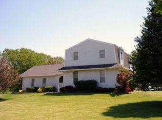 2589 Knox Highway 3, Oneida, IL 61467