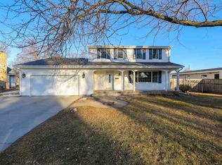 2863 Pershing Rd, Columbus, NE 68601