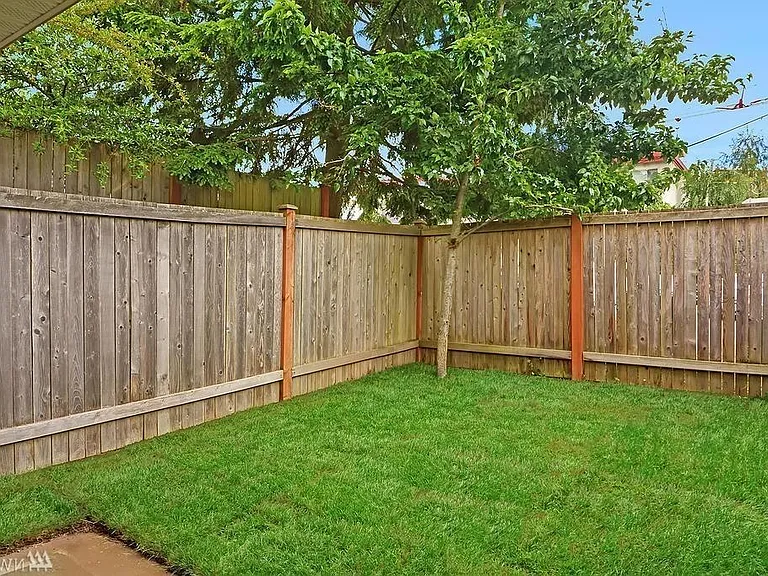 12324 33rd Ave NE #A — Photo 2