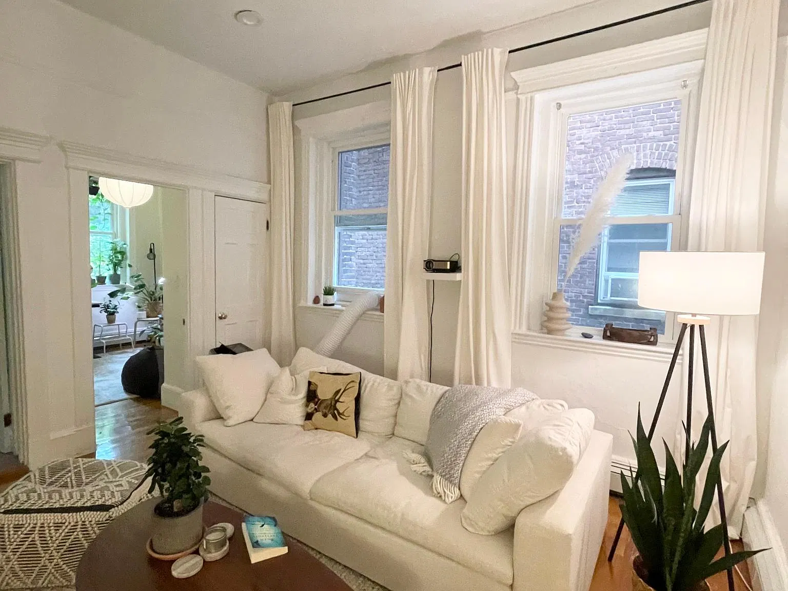1 bed, 750 sqft, $3,150 — Photo 2