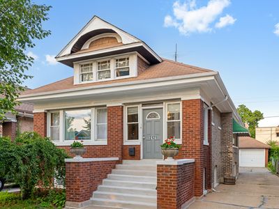 2121 Cuyler Ave, Berwyn, IL, 60402