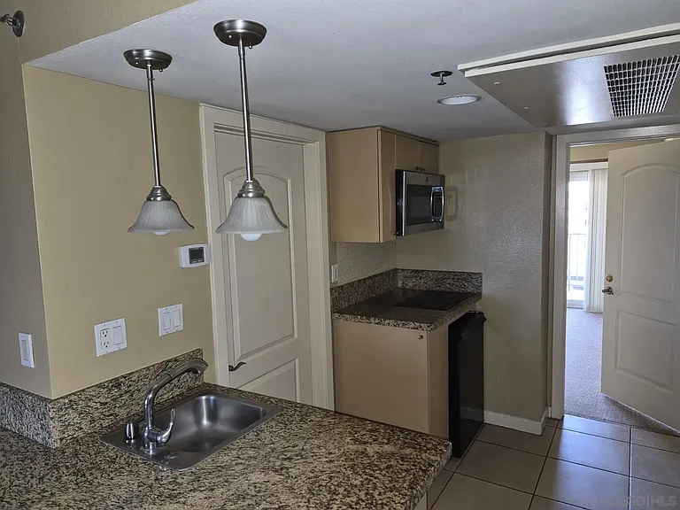 801 National City Blvd #1011 — Photo 3