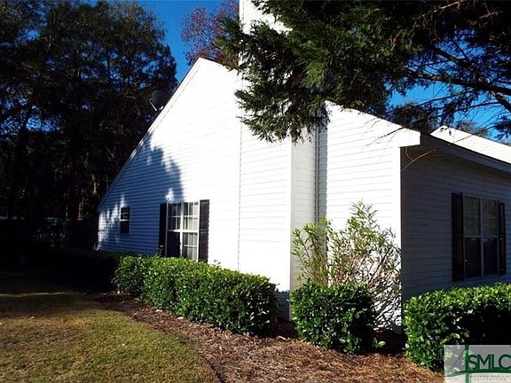 2nd image of 33 Olde Towne Place Dr