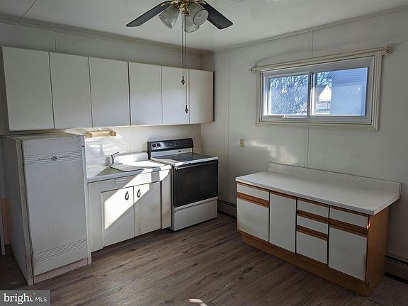 5th image of 5121 Wilshire Rd