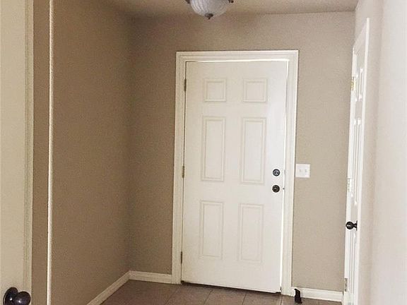 3rd image of 4128 W Spring House Dr